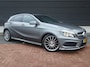 Mercedes-Benz A-klasse 180 Ambition AMG-Line | Airco | Cruise | Multimedia/Navi | PDC |