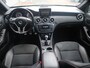 Mercedes-Benz A-klasse 180 Ambition AMG-Line | Airco | Cruise | Multimedia/Navi  |Memory | PDC | Stoelverwarming |