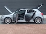 Mercedes-Benz A-klasse 180 Ambition AMG-Line | Airco | Cruise | Multimedia/Navi | PDC |