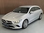 Mercedes-Benz CLA Shooting Brake 180 Luxury Line Automaat / Navigatie full map / Camera / Lederen interieur / Cruise