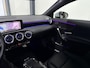 Mercedes-Benz CLA Shooting Brake 180 Luxury Line Automaat / Navigatie full map / Camera / Lederen interieur / Cruise
