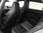 Volkswagen Golf Variant 1.5 eTSI R-Line Business+ | Pano dak | Trekhaak | Harman/Kardon | IQ-Light | Stoelverwarming | Side Assist |