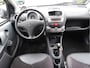 Peugeot 107 1.0-12V Black & Silver Edition * Hele Mooie * Alcantara Bekleding * Airco * 5-Deurs * Correct Onderhouden * Vingerhoetrs; Vierde Generatie Eersteklas Service !