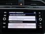 Volkswagen Tiguan R-Line 1.5 TSI 130 PK | LED Plus | Panoramdak | Trekhaak | Stoelverwarming |