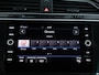 Volkswagen Tiguan R-Line 1.5 TSI 130 PK | LED Plus | Panoramdak | Trekhaak | Stoelverwarming |