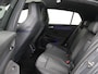 Volkswagen Golf 1.5 eTSI R-Line Edition | Pano dak | Harman Kardon | HUD | IQ Light | ACC | 19" | Stoelverwarming |