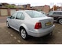 Volkswagen Bora 2.3 V5 Highline