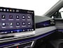Volkswagen Tiguan 1.5 eHybrid R-Line Edition 272PK DSG Trekhaak, Lederen bekleding, Massage, Ventilatiestoelen, Panoramadak, York 20" LMV, Navigatie, Adaptive Cruise Control, Assistentiepakket
