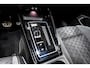 Volkswagen Golf 1.5 eTSI R-Line | PANO | STOELVERWARMING