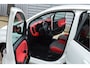 Fiat Panda 1.2 Lounge O.a: Clima, Bluetooth, Centr. Lock, Geen import, Nw. Apk, Rijklaar! All-in prijs.