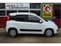 Fiat Panda 1.2 Lounge O.a: Clima, Bluetooth, Centr. Lock, Geen import, Nw. Apk, Rijklaar! All-in prijs.