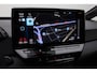 Volkswagen ID.3 Life 58 kWh 204 pk | IQ Light | Stuur-/stoelverwarming | Achteruitrijcamera | Navigatie