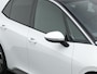 Volkswagen ID.3 Life 58 kWh 204 pk | IQ Light | Stuur-/stoelverwarming | Achteruitrijcamera | Navigatie