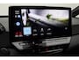 Volkswagen ID.3 Life 58 kWh 204 pk | IQ Light | Stuur-/stoelverwarming | Achteruitrijcamera | Navigatie