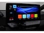 Volkswagen ID.3 Life 58 kWh 204 pk | IQ Light | Stuur-/stoelverwarming | Achteruitrijcamera | Navigatie