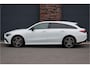 Mercedes-Benz CLA Shooting Brake 250 e AMG Line Aut8 | Facelift | Panoramadak | Distronic+ | Memory | Verwarmd Stuuwiel | Leder | HUD | Sfeerverlichting | Augmented Reality | Surround Camera | Keyless Go |