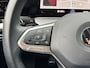 Volkswagen Golf 1.0 eTSI Life Business / Egonomische stoelen met massage functie / Draadloos Applecarplay/AndroidAuto / Navi / Camera /