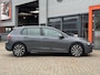 Volkswagen Golf 1.0 eTSI Life Business / Egonomische stoelen met massage functie / Draadloos Applecarplay/AndroidAuto / Navi / Camera /