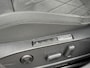 Volkswagen Golf 1.0 eTSI Life Business / Egonomische stoelen met massage functie / Draadloos Applecarplay/AndroidAuto / Navi / Camera /