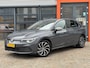 Volkswagen Golf 1.0 eTSI Life Business / Egonomische stoelen met massage functie / Draadloos Applecarplay/AndroidAuto / Navi / Camera /
