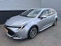 Toyota Corolla Touring Sports 1.8 Hybrid First Edition Parkeersensoren, Keyless, Elek. Achterklep, NL-auto, Apple CarPlay / Android Auto, LM velgen, Metallic lak, Adaptieve Cruise control, BTW-Auto!