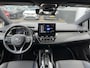 Toyota Corolla Touring Sports 1.8 Hybrid First Edition Parkeersensoren, Keyless, Elek. Achterklep, NL-auto, Apple CarPlay / Android Auto, LM velgen, Metallic lak, Adaptieve Cruise control, BTW-Auto!