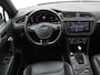 Volkswagen Tiguan 1.5 TSI ACT Highline Business R | NIEUW BINNEN | Pano dak | Leder | Trekhaak | Elek. Achterklep |