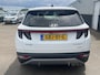 Hyundai Tucson 1.6 T-GDI PHEV Premium Sky Edition 4WD Hyundai Tucson 1.6 T-GDI PHEV Premium Sky 4WD Schuif/kanteldak, Navigatie, Stoelverwarming, Parkeersensoren voor + Achter, Dodehoekdetectie, Climate control, BTW-Auto