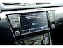 Skoda Superb Combi 1.6 TDI Style Business Xenon|Navi|ParkAssist|Clima|LMV|Apple CarPlay