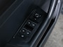 Volkswagen T-Roc 1.0 TSI Style | Navigatie | Adaptieve Cruise Control | Climate Control | Parkeersensoren |