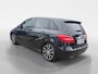 Mercedes-Benz B-klasse 200 Ambition | Trekhaak | Panoramadak | Lederen bekleding | Elektr. Memory Seats | Stoelverwarming | 12 maanden garantie! |