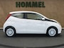 Toyota Aygo 1.0 VVT-i x-play - ACHTERUITRIJCAMERA - APPLE CARPLAY/ANDROID AUTO - BLUETOOTH TELEFOONVOORBEREIDING - LED VERLICHTING - CLIMATE CONTROL / AIRCO - MULTIFUNCTIONEEL STUURWIEL