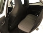 Toyota Aygo 1.0 VVT-i x-play - ACHTERUITRIJCAMERA - APPLE CARPLAY/ANDROID AUTO - BLUETOOTH TELEFOONVOORBEREIDING - LED VERLICHTING - CLIMATE CONTROL / AIRCO - MULTIFUNCTIONEEL STUURWIEL