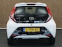 Toyota Aygo 1.0 VVT-i x-play - ACHTERUITRIJCAMERA - APPLE CARPLAY/ANDROID AUTO - BLUETOOTH TELEFOONVOORBEREIDING - LED VERLICHTING - CLIMATE CONTROL / AIRCO - MULTIFUNCTIONEEL STUURWIEL