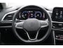 Volkswagen T-Roc 1.5 TSI Life Edition 149PK | Airco | Parkeersensor achter | Trekhaak met afneembare kogel
