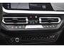 BMW 1-Serie 118i High Exe ACC Leder Pano Head Up Elc Stoel