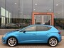 SEAT Leon 2.0 TDI FR | LED | Navi | Cruise | DAB | Stoelverwarming | Bluetooth | Parkeersensoren |