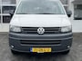 Volkswagen Transporter Kombi 2.0 TDI DSG Automaat L1H1 BTW en BPM vrij Airco Cruise control Trekhaak PDC 1e eigenaar Euro 5 Combi Personenbus Passenger Groepsvervoer Taxi