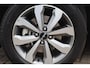 Kia Stonic 1.0 T-GDi 100PK AUTOMAAT DYNAMICLINE Navi Carplay | Trekhaak | Camera | Clima | Led | Adapt.Cruise | Stuur/stoelverw. | All Season | Wit Metallic |