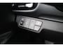 Kia Stonic 1.0 T-GDi 100PK AUTOMAAT DYNAMICLINE Navi Carplay | Trekhaak | Camera | Clima | Led | Adapt.Cruise | Stuur/stoelverw. | All Season | Wit Metallic |