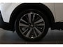 Peugeot 3008 1.2 PureTech Allure 130 Aut. | Navi | Camera | Afn. Trekhaak | Panoramadak | LMV 19"| Keyless entry | PDC V+A |