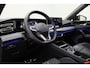 Volkswagen Tiguan 1.5 eTSI 150 pk DSG R-Line Business | Panoramadak | Trekhaak | IQ Light | Rondomzicht camera | Stoelverwarming | Navigatie | Massage
