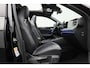 Volkswagen Tiguan 1.5 eTSI 150 pk DSG R-Line Business | Panoramadak | Trekhaak | IQ Light | Rondomzicht camera | Stoelverwarming | Navigatie | Massage