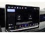 Volkswagen Tiguan 1.5 eTSI 150 pk DSG R-Line Business | Panoramadak | Trekhaak | IQ Light | Rondomzicht camera | Stoelverwarming | Navigatie | Massage