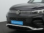 Volkswagen Tiguan 1.5 eTSI 150 pk DSG R-Line Business | Panoramadak | Trekhaak | IQ Light | Rondomzicht camera | Stoelverwarming | Navigatie | Massage