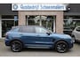 Lynk & Co 01 1.5 261PK! BLACKLINE! 6.6Kwh LADEN! 360-CAMERA PANO/SCHUIF INFINITY DAB NAVI CARPLAY CAMERA STOELVERWARMING ELEK.ACHTERKLEP 20"LMV