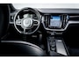 Volvo S60 T5 250 Pk Geartronic R-Design | Panoramadak | 18 inch | Trekhaak | Volvo on Call | Elektr. Stoel