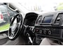 Volkswagen Transporter 2.0 TDI L2H1 4Motion Black Edition Cruise, LED, Carplay, Sensoren, Stoelverwarming, Multimedia, Automaat, Uniek!