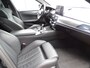 BMW 5-Serie Touring 530e xDrive Business Edition Plus LASER KOPLAMPEN | HEAD-UP DISPLAY | PANORAMADAK | M-SPORT INTERIEUR | 360 CAMERA | WEGKLAPBARE TREKHAAK | DODEHOEK DETECTIE | ELEKTRISCHE STOELEN | STOEL/STUUR VERWARMING | FABRIEKSGARANTIE TOT MEI 2026 | NEDERLANDSE AUTO