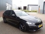 BMW 5-Serie Touring 530e xDrive Business Edition Plus LASER KOPLAMPEN | HEAD-UP DISPLAY | PANORAMADAK | M-SPORT INTERIEUR | 360 CAMERA | WEGKLAPBARE TREKHAAK | DODEHOEK DETECTIE | ELEKTRISCHE STOELEN | STOEL/STUUR VERWARMING | FABRIEKSGARANTIE TOT MEI 2026 | NEDERLANDSE AUTO